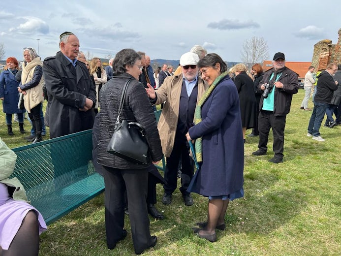 3cccc9e2 7326 4e2d 8323 8981ff2cf00d