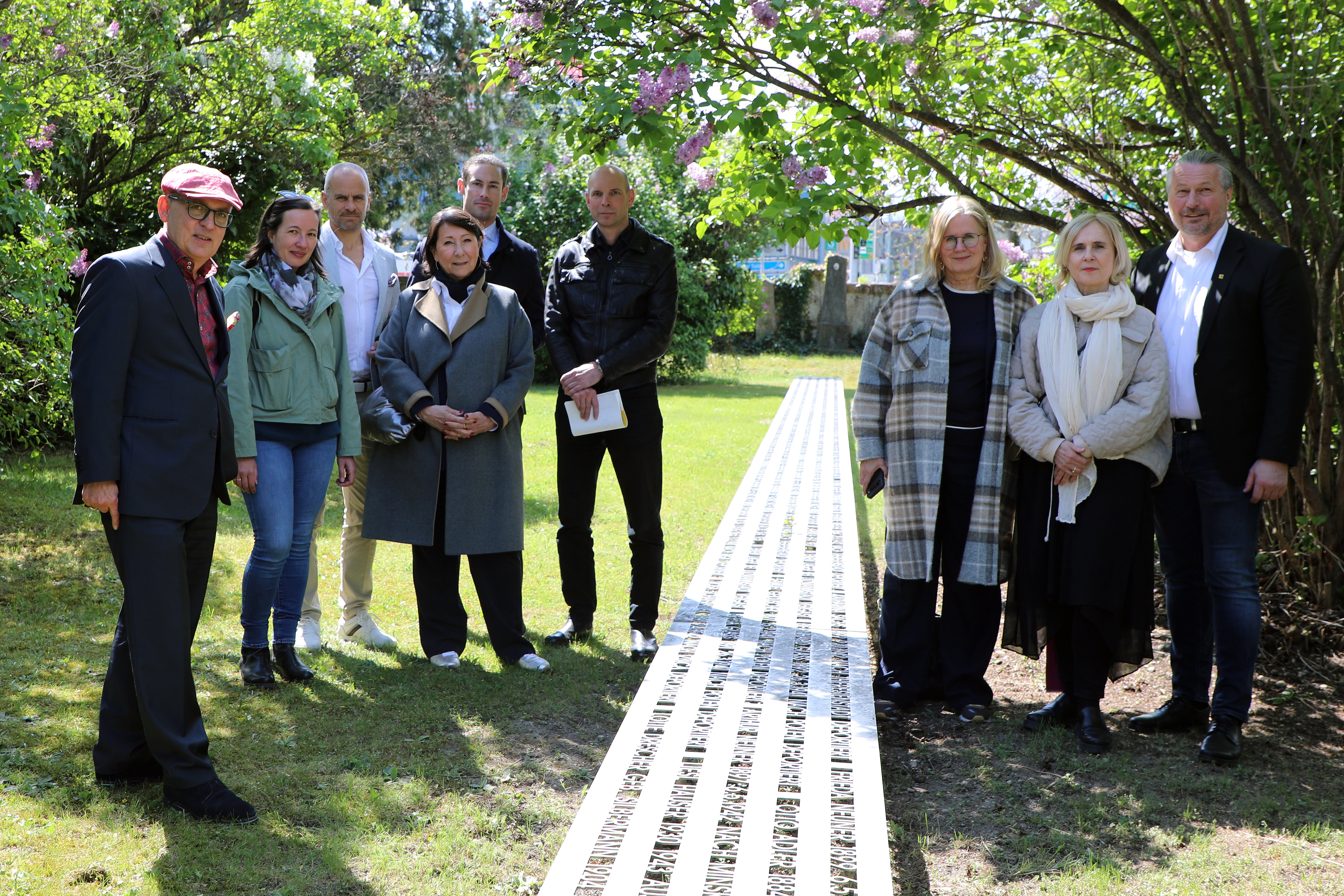 Presse 03 besuch ikg wien jued friehof