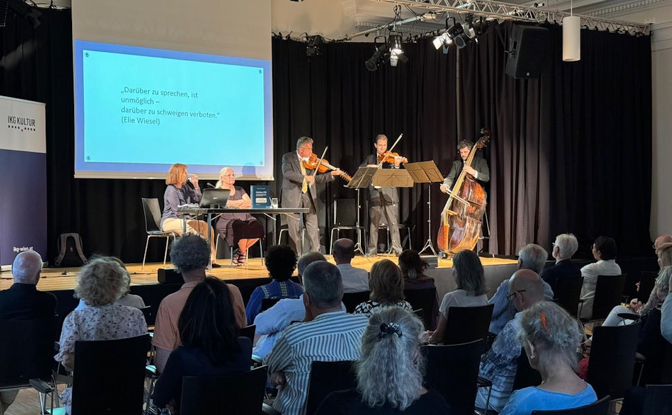 63ea9602 e73e 4f45 9d24 9109ed631d3f