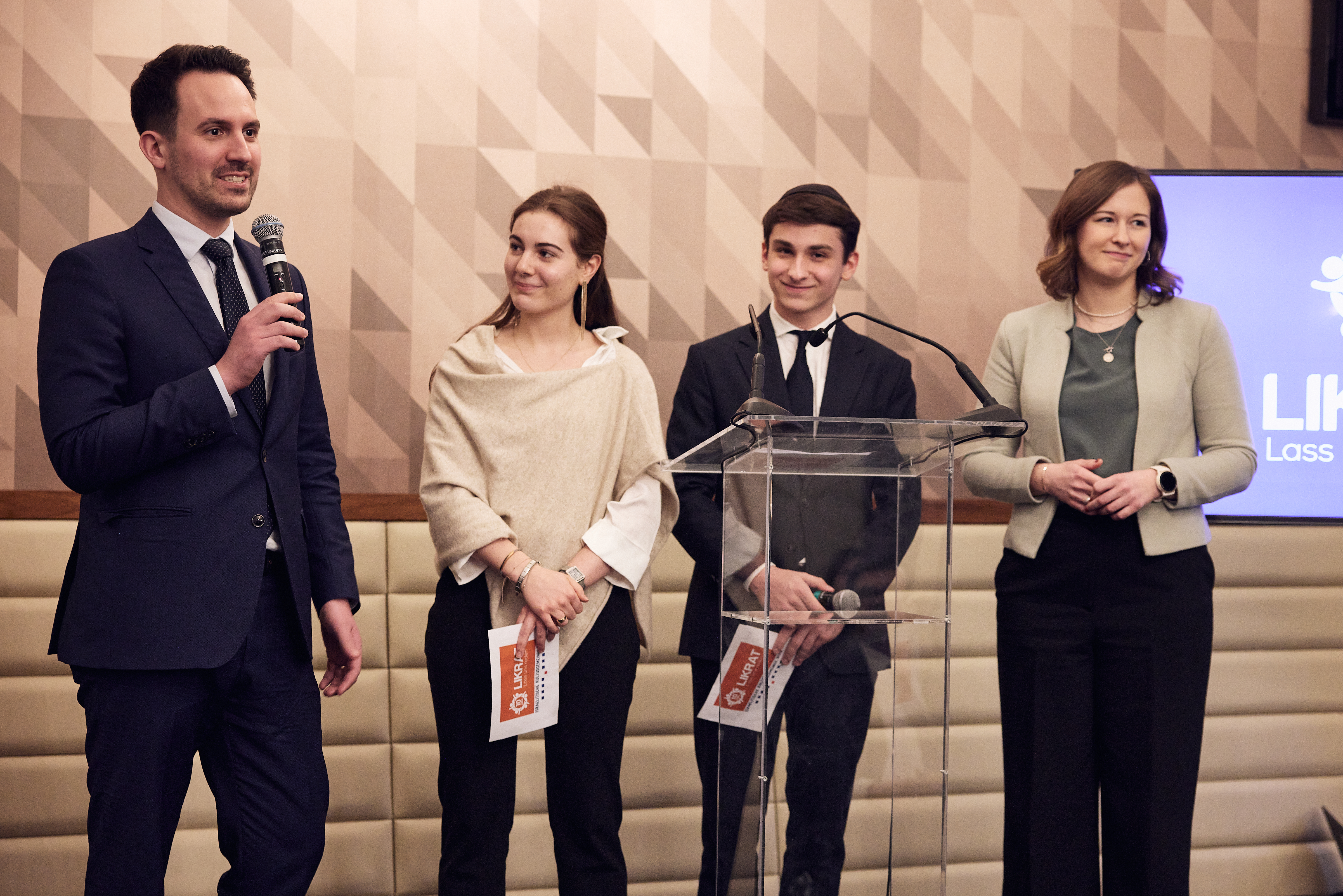 Likrat 18.02.2026 26