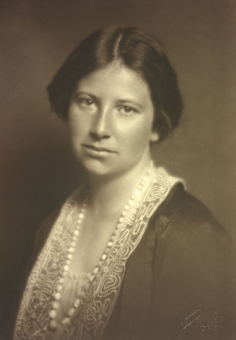 Vally weigl (1894–1982) 1927 © georg fayer (1892–1950)